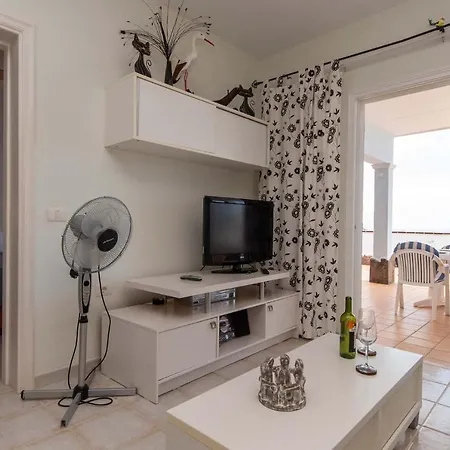 El Mirador - 2 Bed Apt In Los Cristianos لوس كريستيانوس