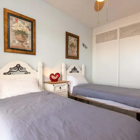 El Mirador - 2 Bed Apt In Los Cristianos *