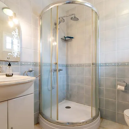 El Mirador - 2 Bed Apt In Los Cristianos *